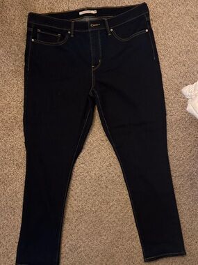 Levi's Black Skinny Jeans with Contrast Stitching